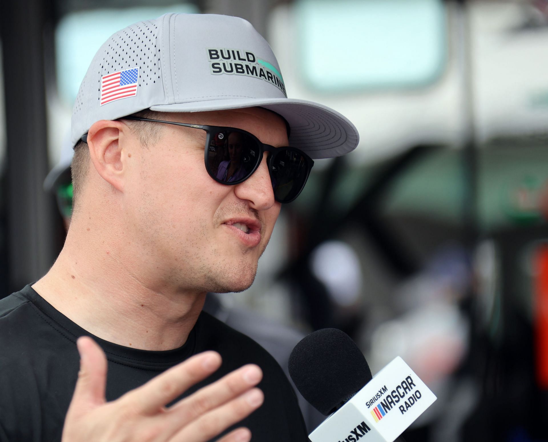 AUTO: MAR 23 NASCAR Cup Series Straight Talk Wireless 400